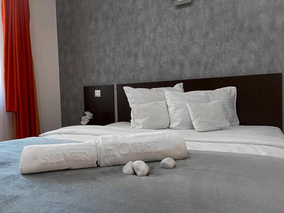 Hotel Silver Oradea Eksteriør bilde