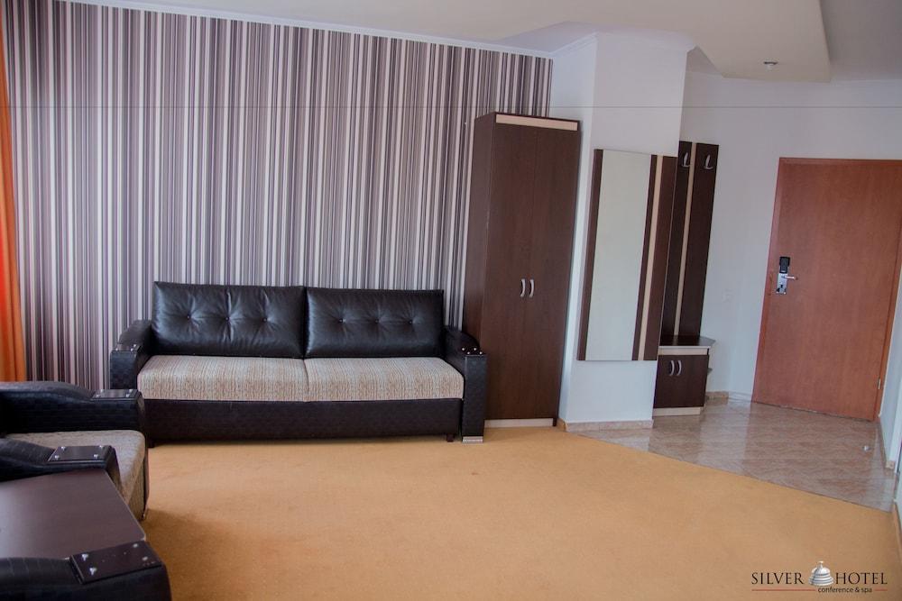 Hotel Silver Oradea Eksteriør bilde