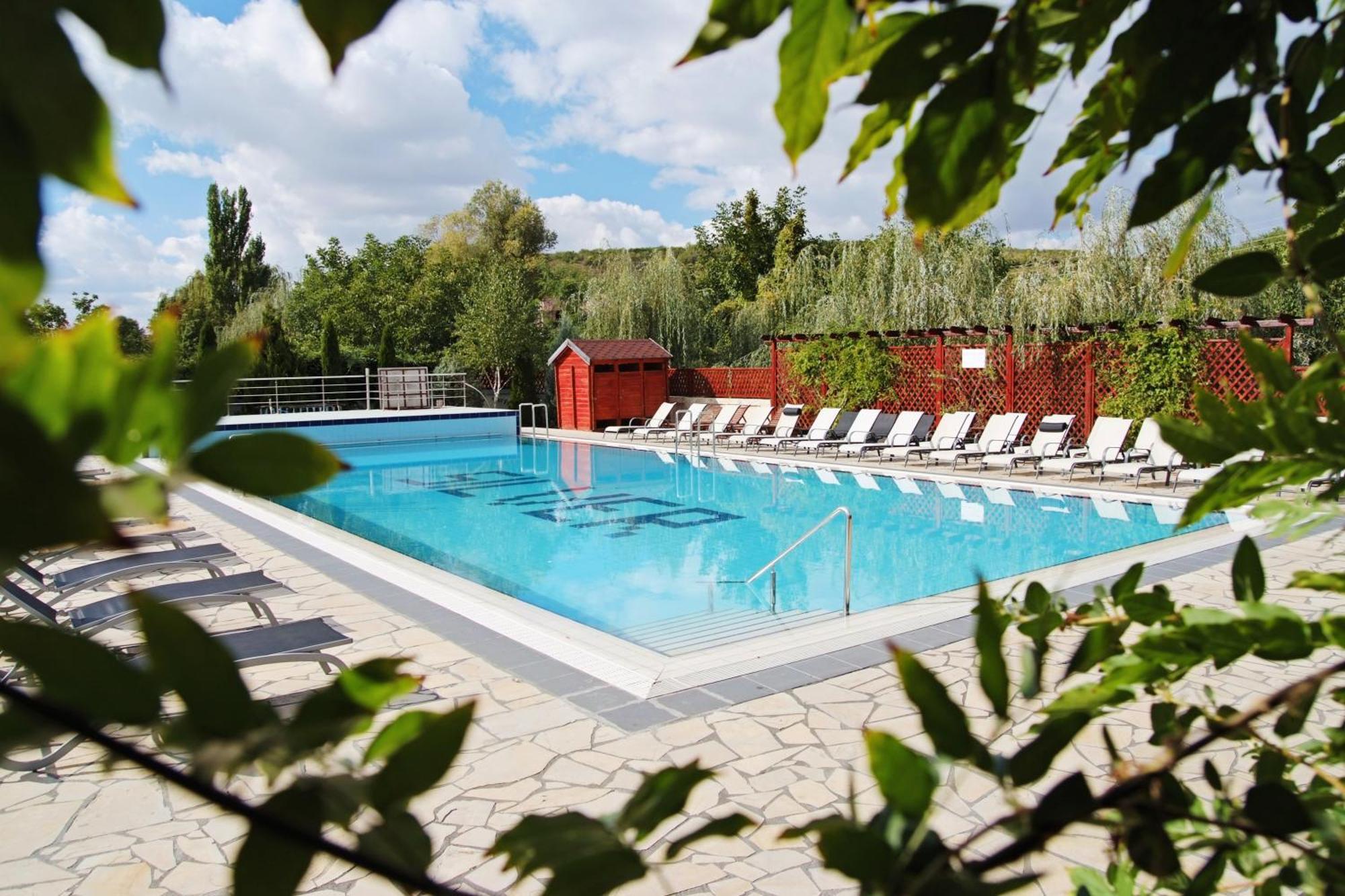 Hotel Silver Oradea Eksteriør bilde