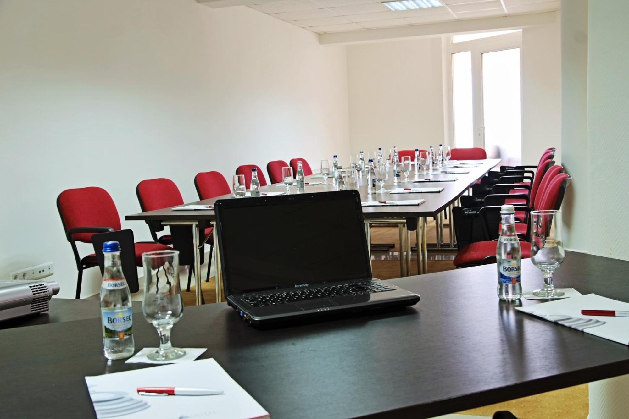Hotel Silver Oradea Eksteriør bilde