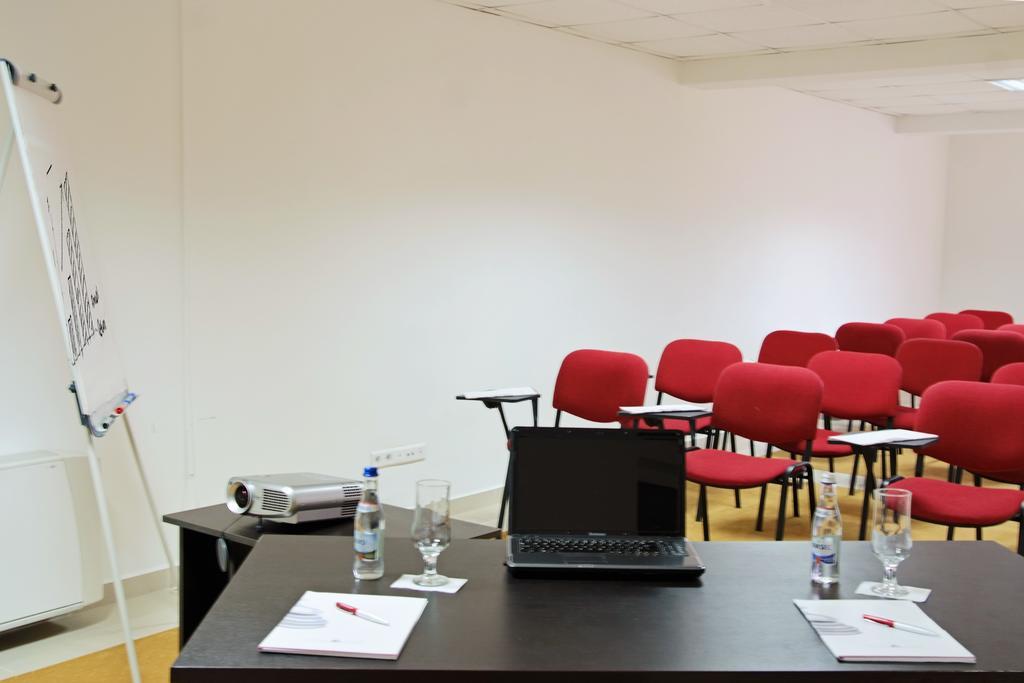 Hotel Silver Oradea Eksteriør bilde