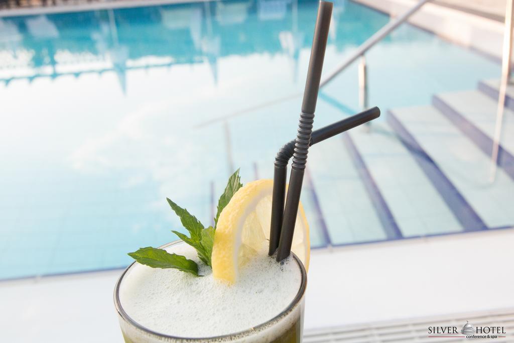 Hotel Silver Oradea Eksteriør bilde